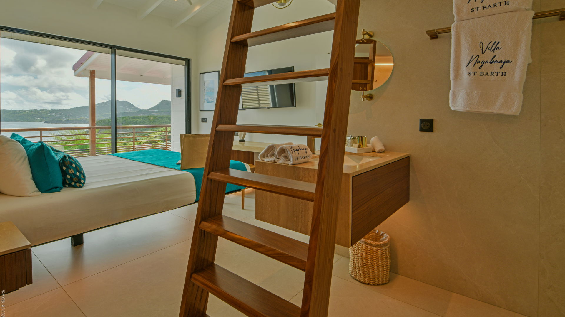 BEDROOM 1