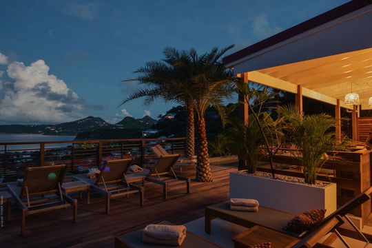VILLA NAGABAAJA BY NIGHT 1