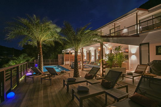 VILLA NAGABAAJA BY NIGHT 3