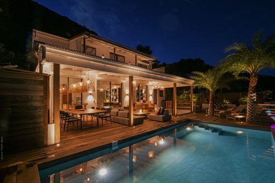 VILLA NAGABAAJA BY NIGHT 5