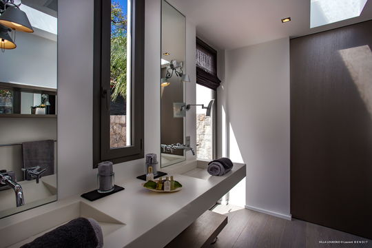 VILLA LOUKOKO BEDROOM1 10