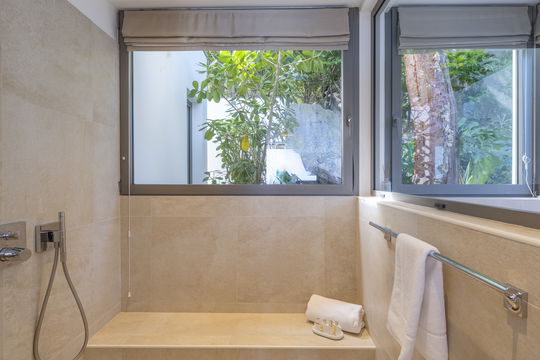 VILLA LOUKOKO BEDROOM2 8