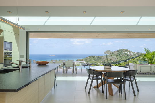 VILLA LOUKOKO KITCHEN & DINING AREA 4