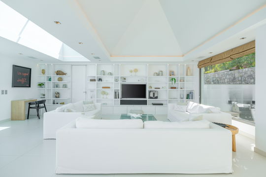 VILLA LOUKOKO LIVING AREA 1