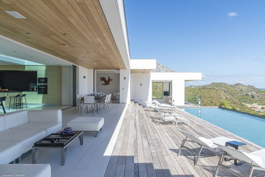 VILLA LOUKOKO LIVING AREA 10