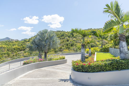 VILLA LOUKOKO OUTDOORS 6