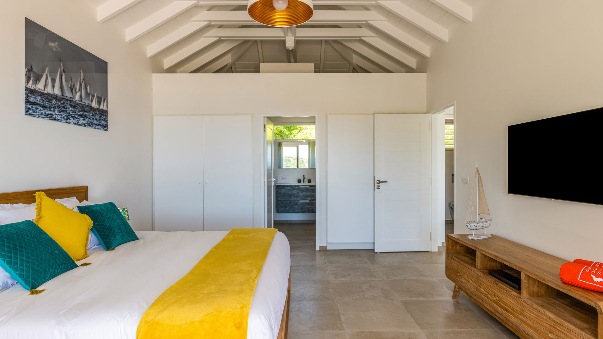 BEDROOM 1