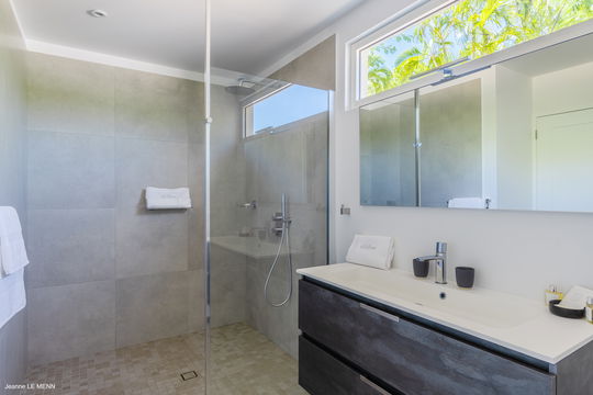 VILLA OISEAU BLEU BEDROOM1 3