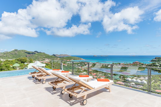 VILLA OISEAU BLEU POOL & TERRACE 5