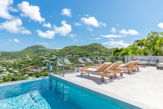 VILLA OISEAU BLEU POOL & TERRACE 6