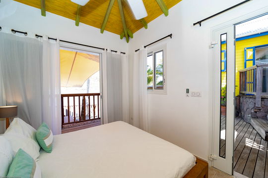 VILLA LO D'AMOUR BEDROOM1 2