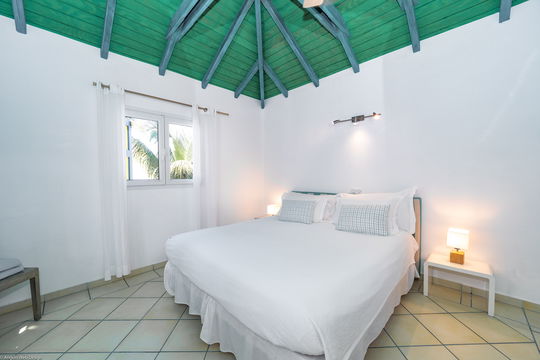 VILLA LO D'AMOUR BEDROOM2 1