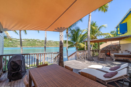 VILLA LO D'AMOUR DINING AREA 2