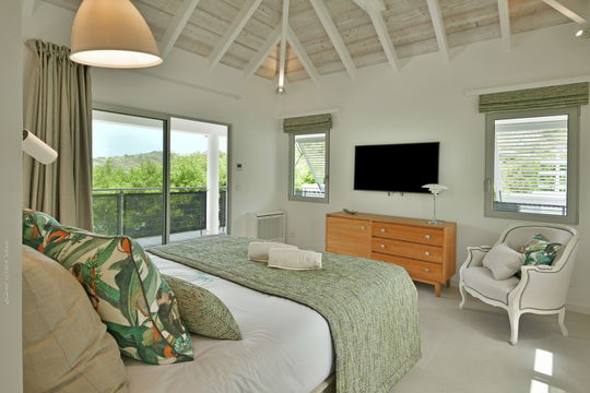 VILLA ONLY YOU BEDROOM1 3