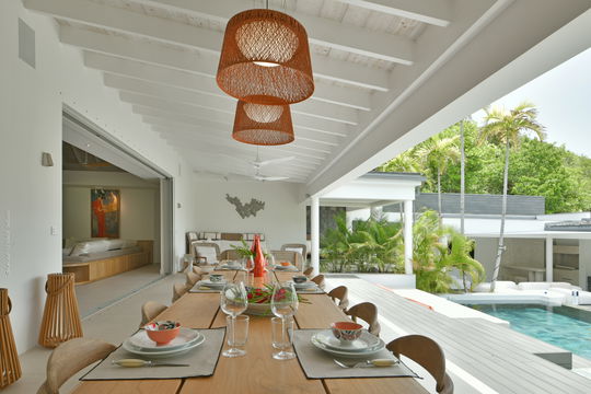 VILLA ONLY YOU KITCHEN & DINING AREA 7