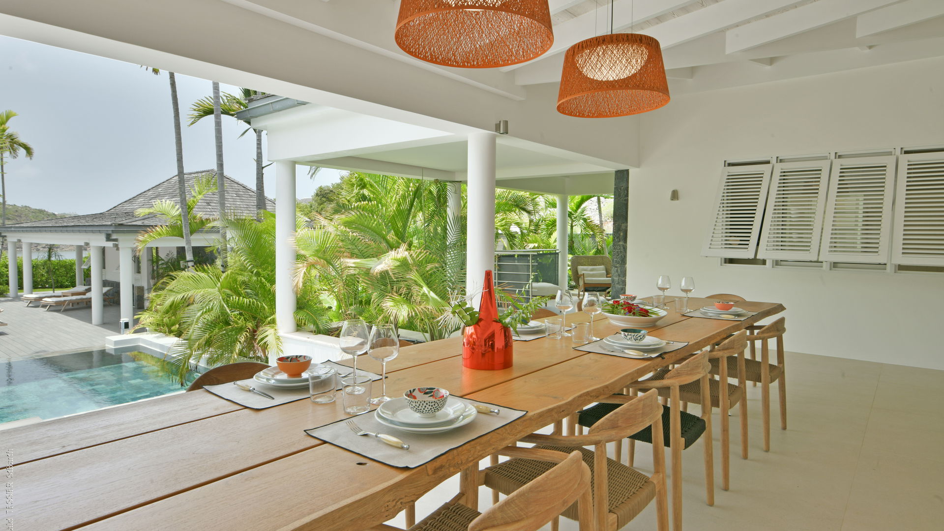 KITCHEN & DINING AREA