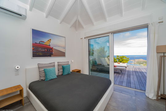 VILLA LA VUE BEDROOM1 2