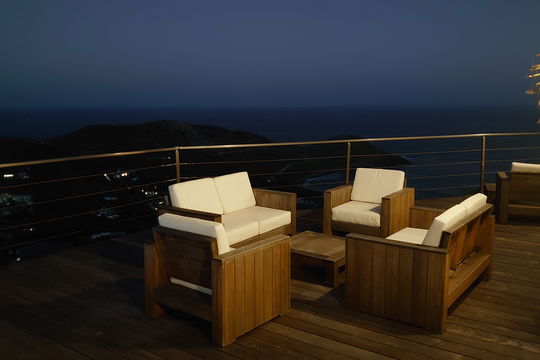 VILLA LA VUE BY NIGHT 4