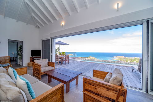 VILLA LA VUE LIVING AREA 2