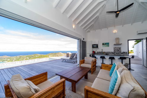 VILLA LA VUE LIVING AREA 3