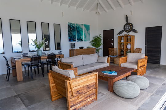 VILLA LA VUE LIVING AREA 5