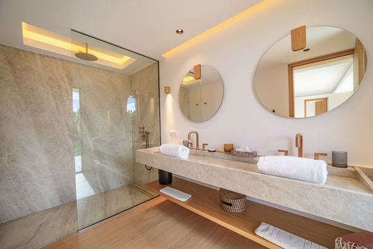 VILLA BEL AIR BEDROOM4 9