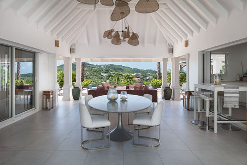 VILLA BEL AIR KITCHEN & DINING AREA 1