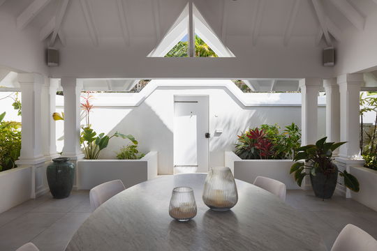 VILLA BEL AIR KITCHEN & DINING AREA 5