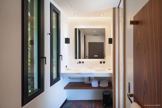 VILLA JSA BEDROOM2 4