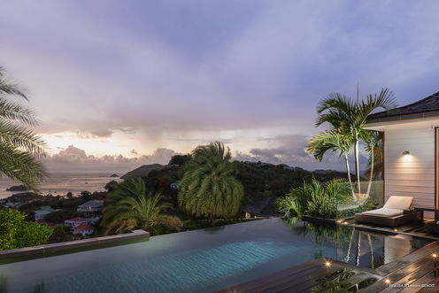 VILLA JSA BY NIGHT 1