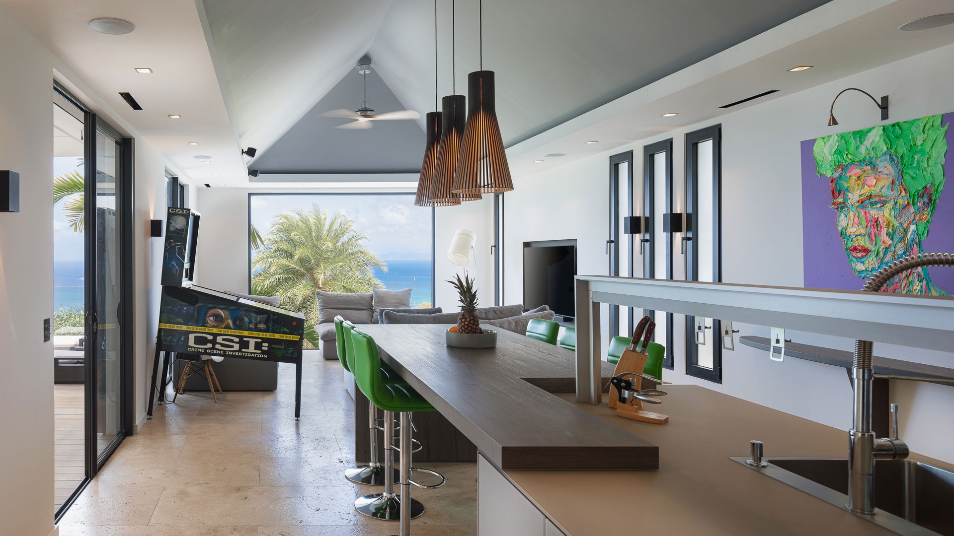KITCHEN & DINING AREA