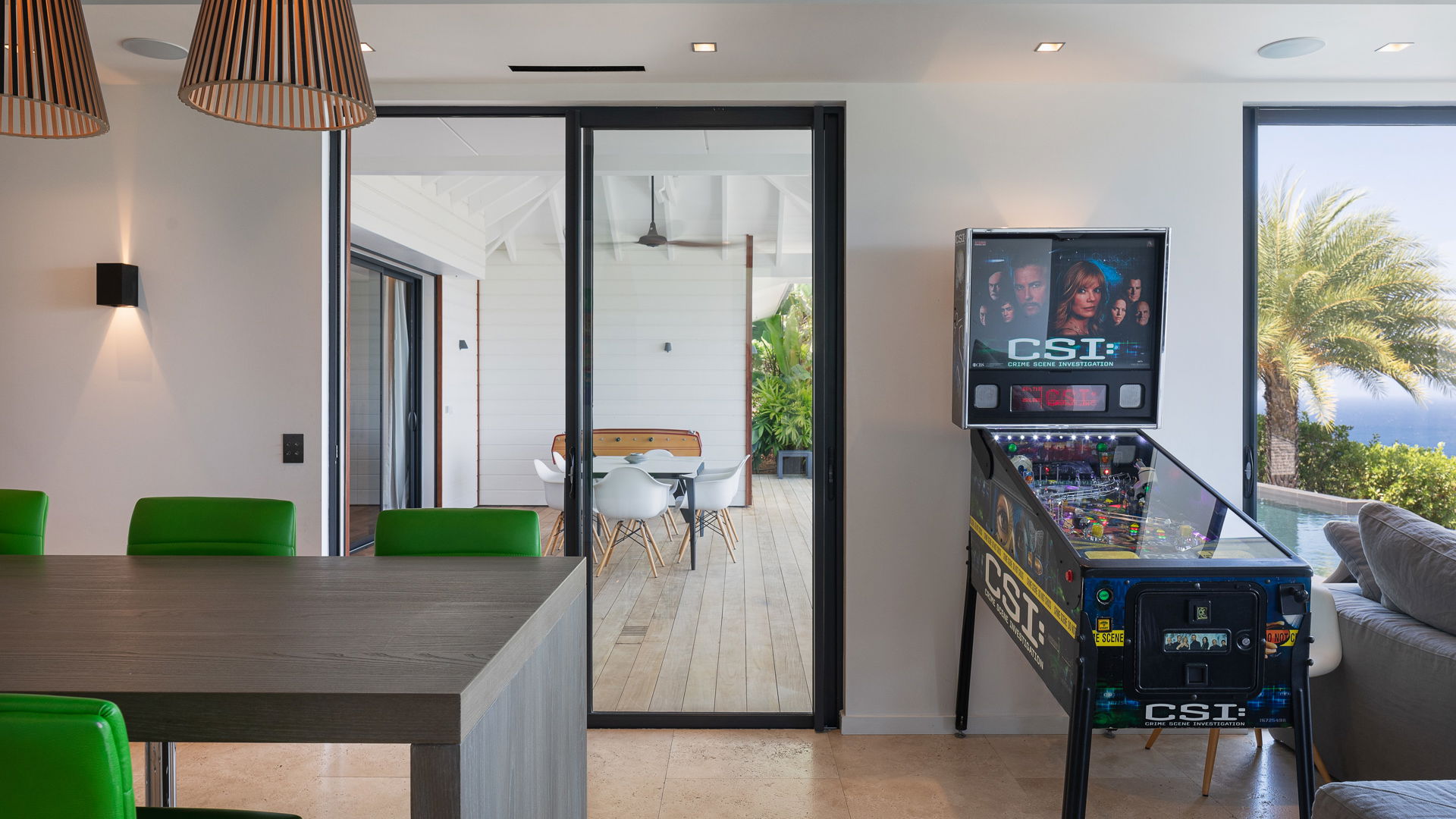 KITCHEN & DINING AREA