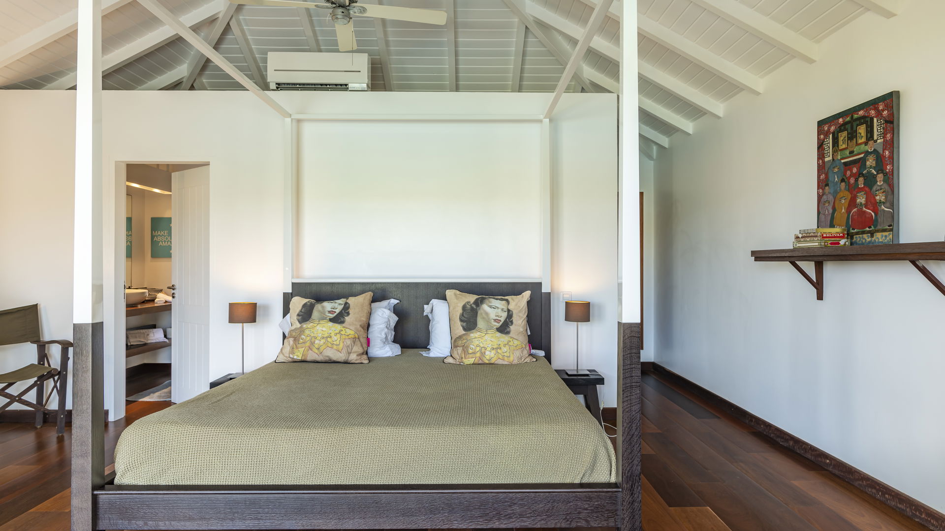 BEDROOM 2