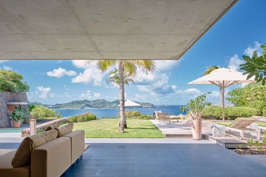 VILLA TAINOS OUTDOOR LOUNGE AREA 1