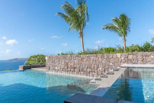 VILLA TAINOS POOL & TERRACE 4