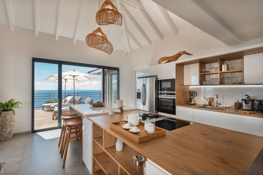 VILLA KAILIO KITCHEN & DINING AREA 3