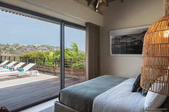 VILLA LA ISLA BEDROOM1 1