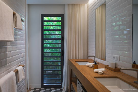 VILLA LA ISLA BEDROOM2 4