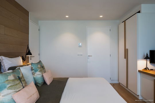 VILLA LA ISLA BEDROOM3 2