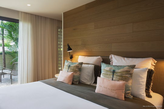 VILLA LA ISLA BEDROOM3 3