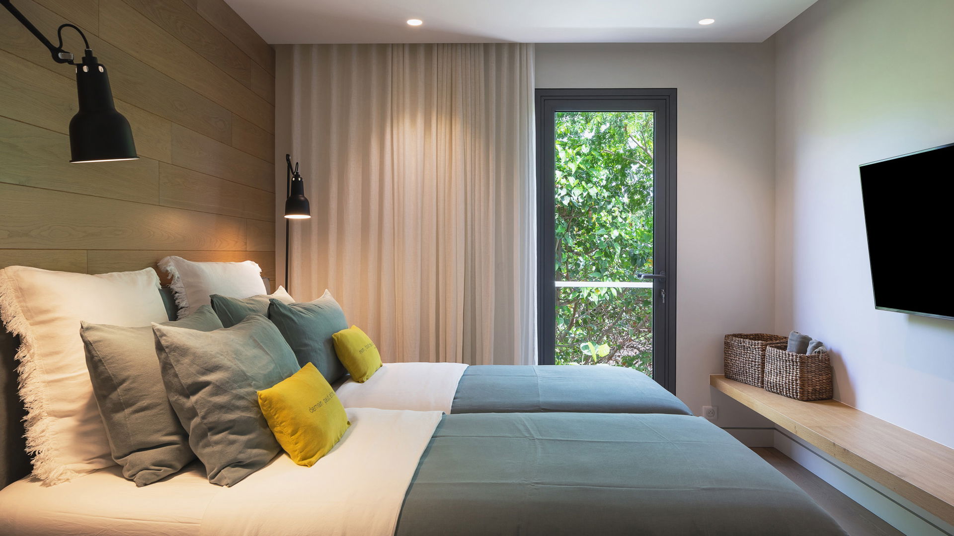 BEDROOM 4