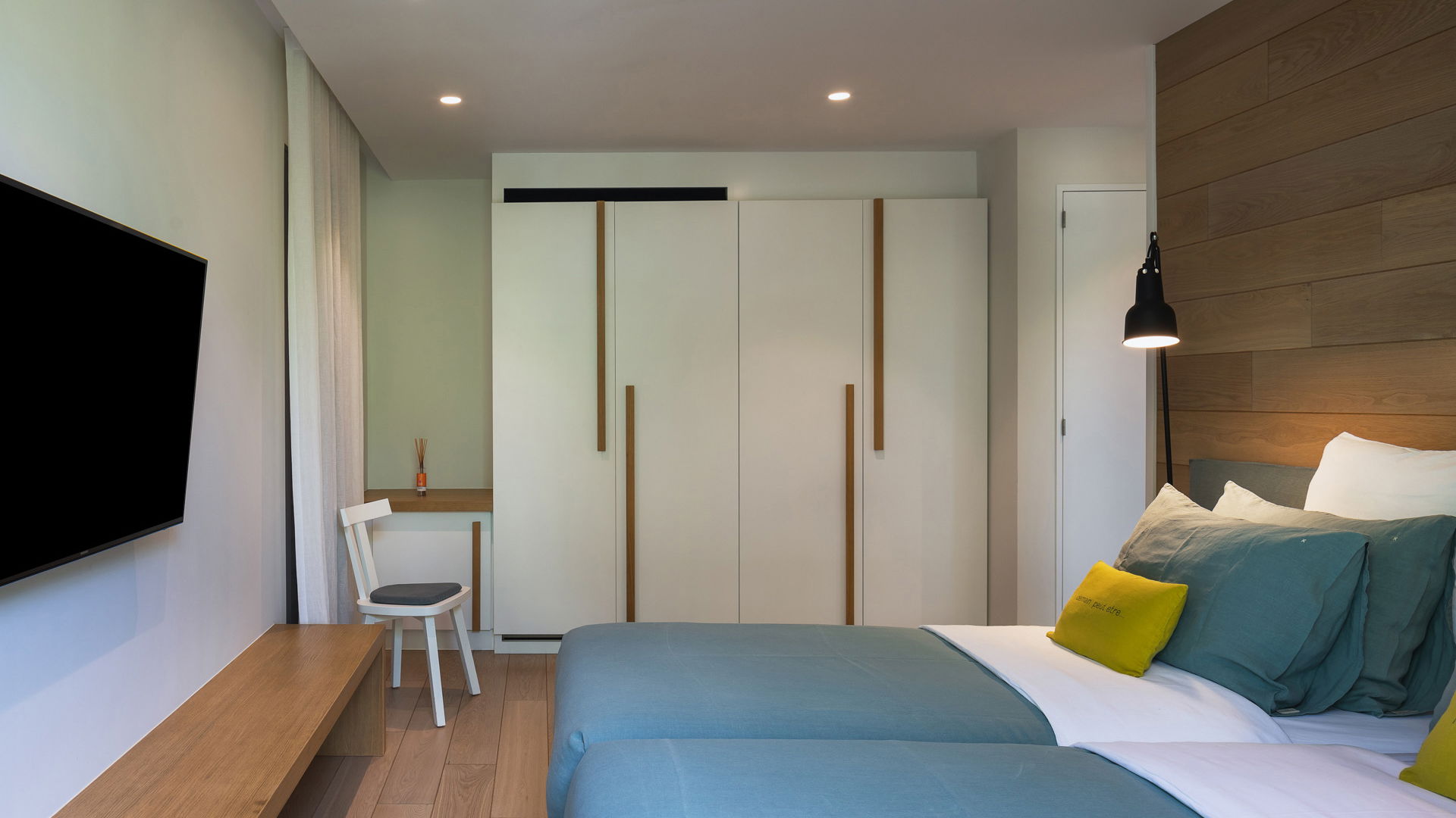 BEDROOM 4