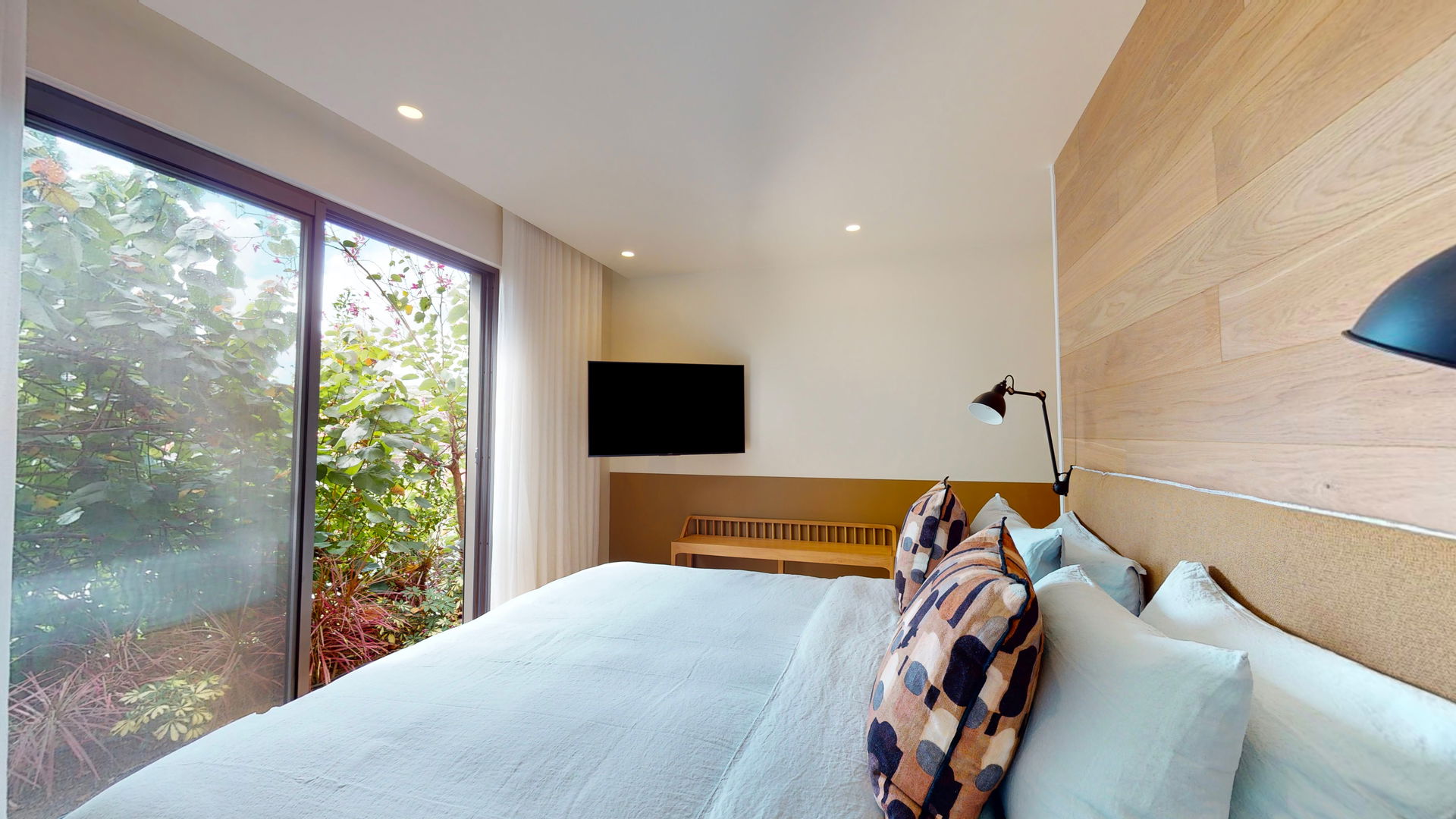 BEDROOM 5