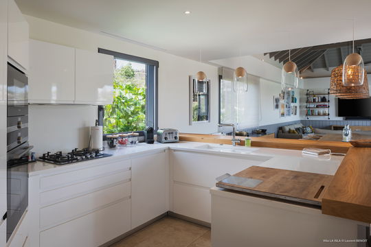 VILLA LA ISLA KITCHEN & DINING AREA 5