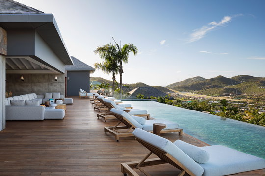 VILLA UNIK POOL & TERRACE 4