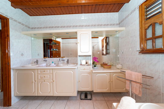 VILLA DORADE BEDROOM1 6