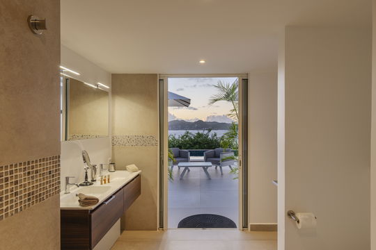 VILLA ONLY VIEW BEDROOM1 7