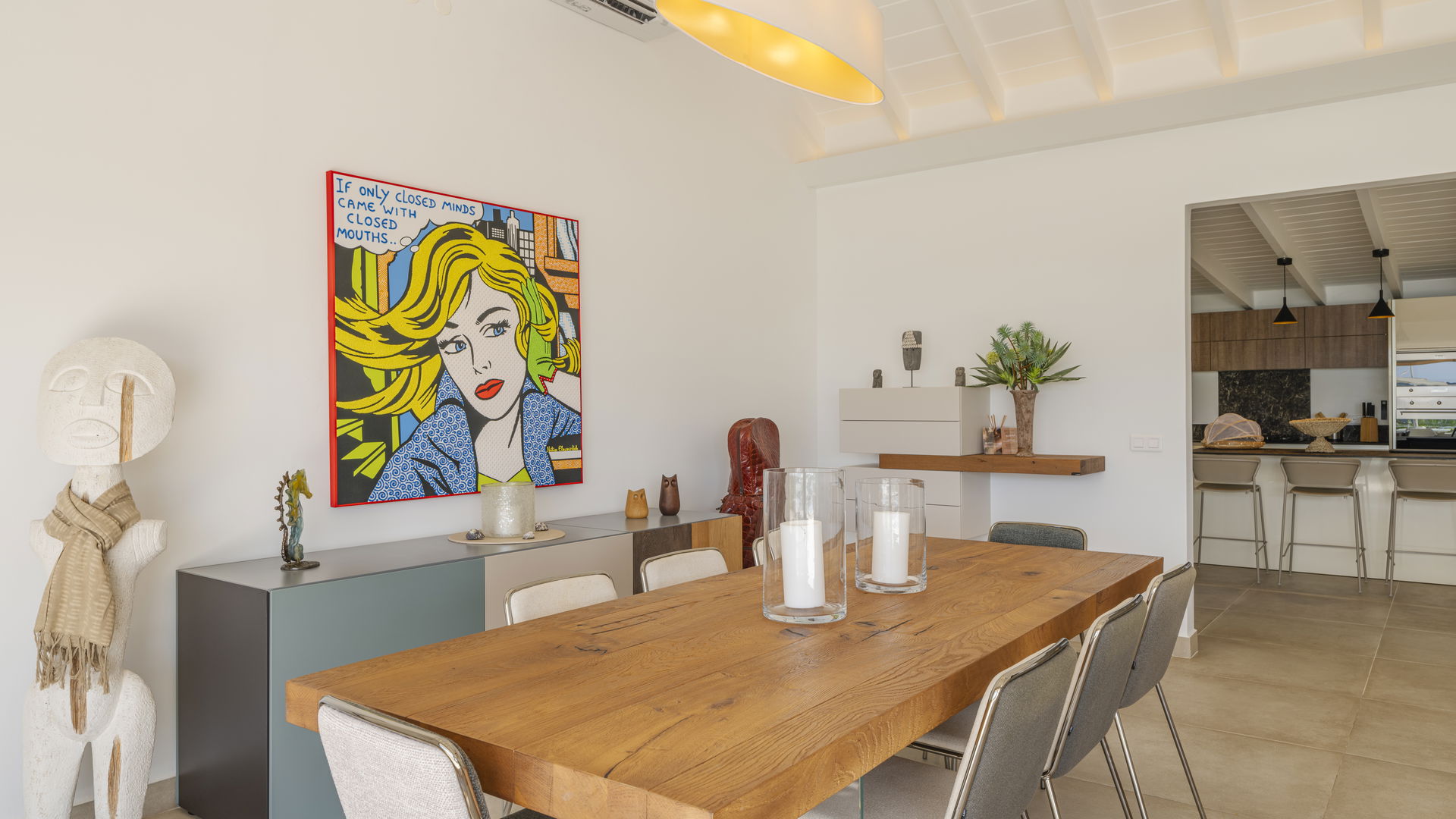 KITCHEN & DINING AREA