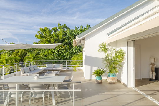 VILLA ONLY VIEW POOL & TERRACE 15