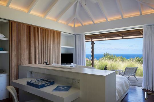 VILLA FLOATING GARDEN BEDROOM1 1
